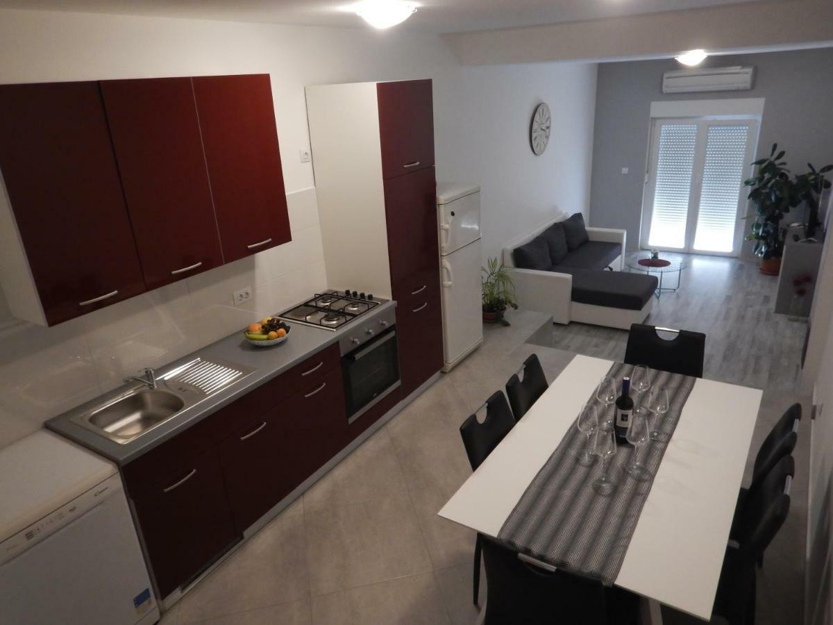 Apartman Ivankovic*** พูลา ภายนอก รูปภาพ